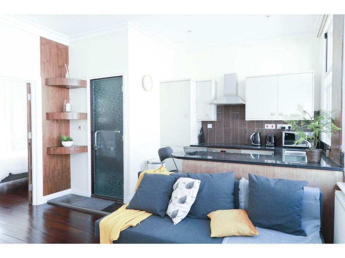 Pass The Keys West End Apartment Near Tottenham Court Road Londres Extérieur photo